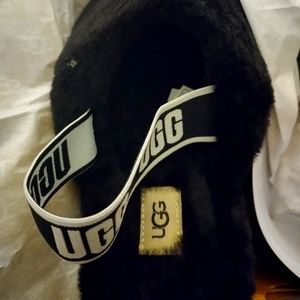 Brand new ugg fluff yea slippers